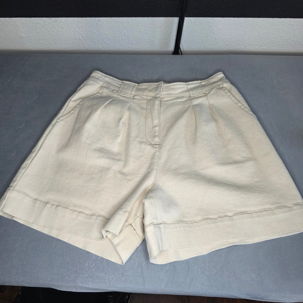 MNK Cream High‎ Rise Pleated Denim Shorts Size 12 Off White Cuffed NWT